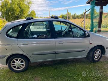 Renault scenic  2003