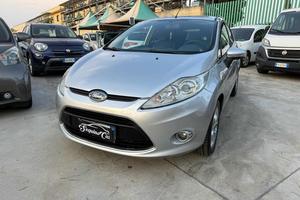 FORD Fiesta 1.4 TDCi 68CV 5 porte Titanium
