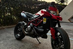 Ducati Hypermotard 950