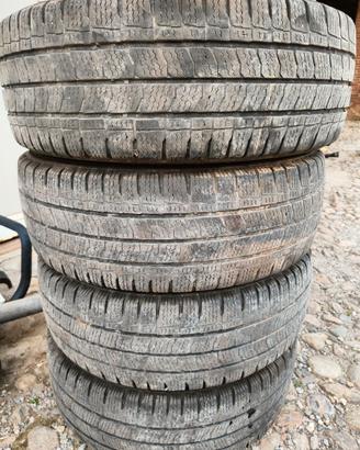225/70R15C
