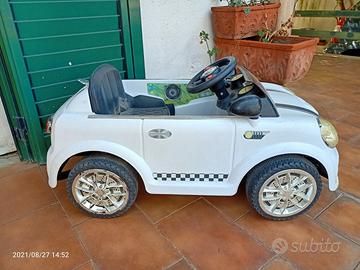 Macchinetta bimbo Mini Cooper decappot. a batteria
