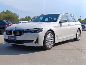 BMW 530 d Touring mhev 48V xdrive Luxury auto