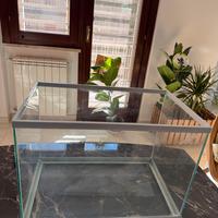 Acquario completo 30 litri con accessori