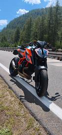 KTM Superduke 1290 r