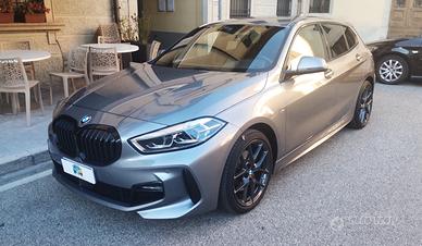 Bmw 118 118d 5p. Msport