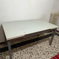 tavolo allungabile di vetro