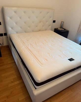 Letto matrimoniale contenitore in ecopelle