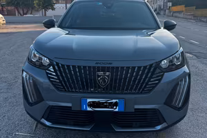 PEUGEOT 2008 ALLURE BLU HDi 130 EAT8 S&S