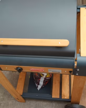 BARBECUE A GAS E PIETRA LAVICA FERRABOLI