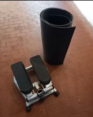 Step,tappetino e manubri palestra
