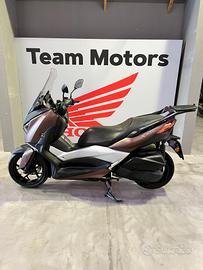 Yamaha X-Max 300