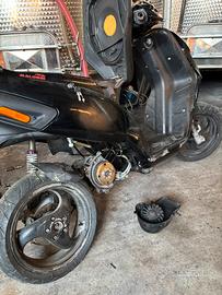 SMEMBRO PIAGGIO NRG MC2 extreme