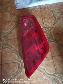stop posteriore lato destro Fiat grande punto 