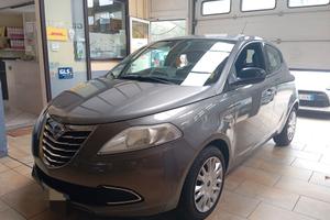 Lancia Ypsilon 1.2 69 CV Platinum permute
