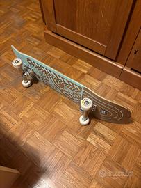 Skateboard praticamente nuovo