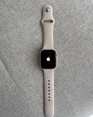 Apple Watch Series 7 (GPS + Cellular) 41mm