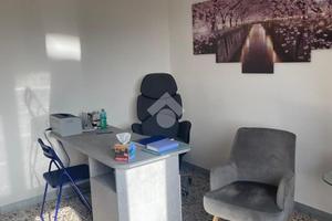 2 LOCALI A MONTESARCHIO