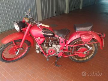 Motoguzzi Airone 250 appartenuto a pilota