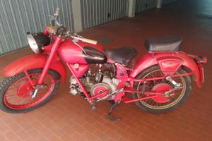 Motoguzzi Airone 250 appartenuto a pilota