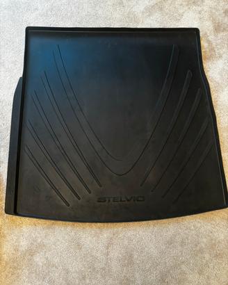 Vasca baule Alfa Romeo Stelvio