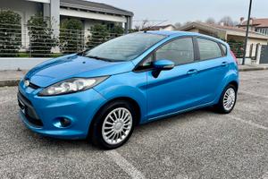 Ford Fiesta 1.4 Benz-GPL Titanium