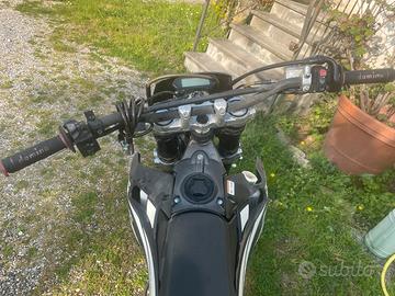 FANTIC XMF 125 PERFORMANCE 4T