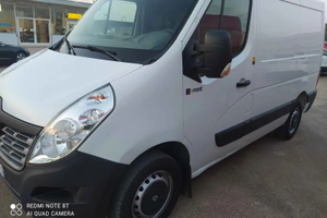 Renault Master III van