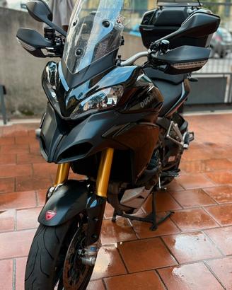 Ducati Multistrada 1200s