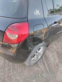 Renault Clio versione le iene 2008