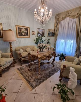 Salotto stile Luigi XIV