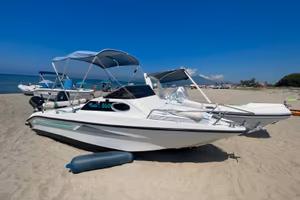 Barca Cabin 550 Semicabinata – Mercury Pro 40 CV