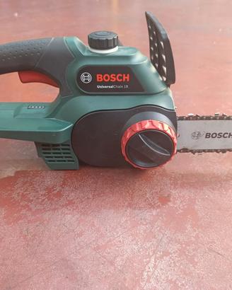 Motosega/Potatore a batteria Bosch 