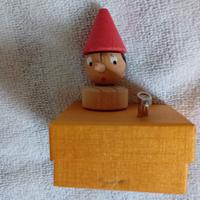 Pinocchio in legno con carillon
