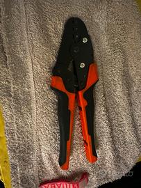 Pinza calicoes Cembre