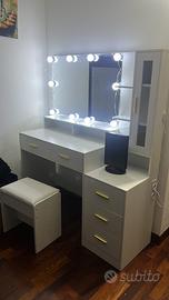 Specchiera trucco