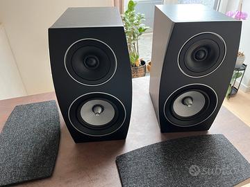 Jamo C93 II monitor speakers
