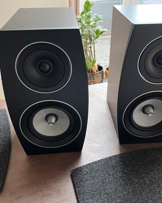 Jamo C93 II monitor speakers