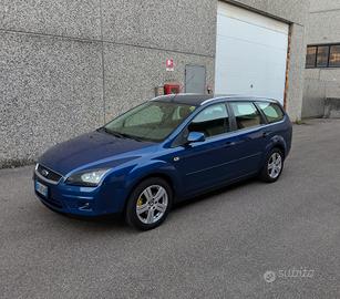 Ford Focus 1.6 TDCi 90 cv