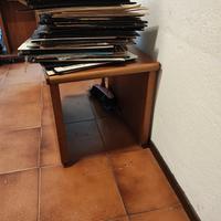 Mobiletto in legno, mini tavolino d'appoggio 