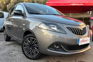 Lancia Ypsilon 1.0 FireFly 5 porte S&S Hybrid Gold