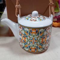 teiera in ceramica con manico in bambu'
