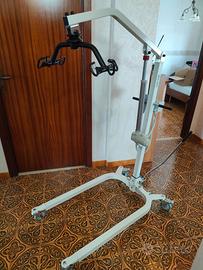 Sollevatore elettrico per anziani MAX 150 kg