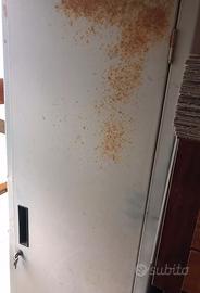 Armadietti metallici