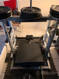 Vertical Leg Press - Powerline Palestra