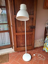 piantana da salotto ikea