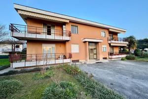 APPARTAMENTO BICAMERE CON TERRAZZO ABITABILE, G...