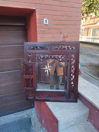 Specchio etnico in legno artigianale