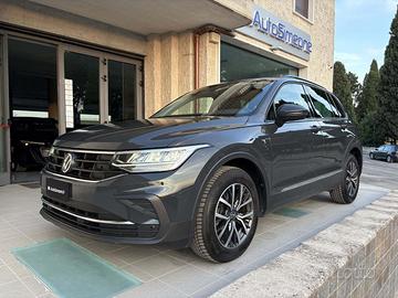 VOLKSWAGEN Tiguan 2.0 TDI 150 CV SCR DSG Life