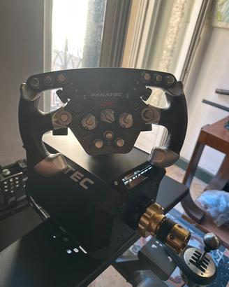 Fanatec Podium DD1 e Volante Fanatec Formula 1