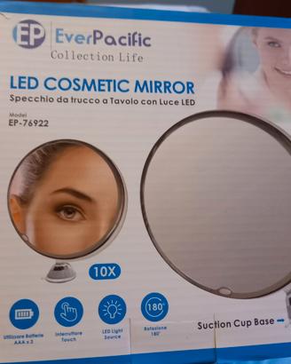 specchio da trucco a tavolo